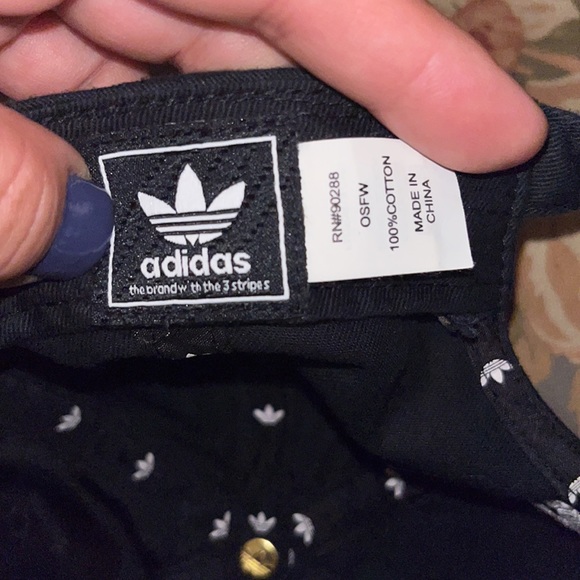 Adidas cap - Picture 4 of 5